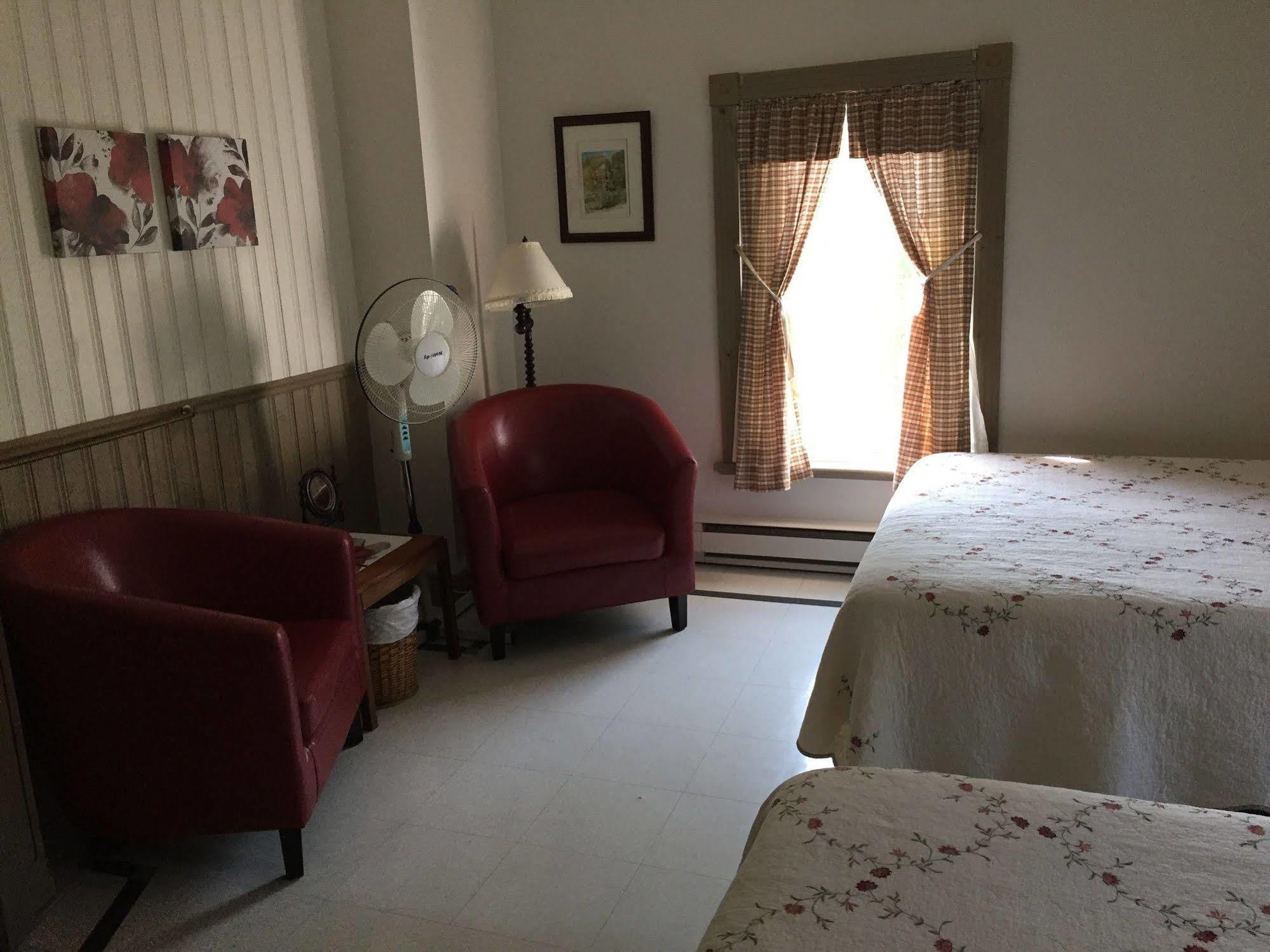 Auberge Petite Plaisance La Malbaie Esterno foto