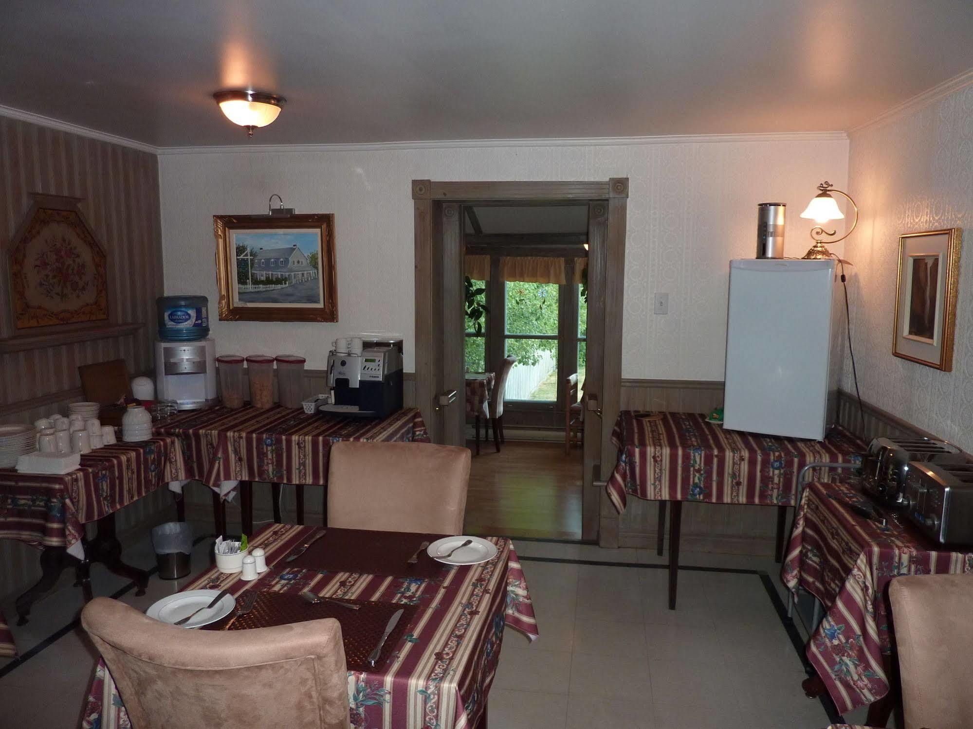 Auberge Petite Plaisance La Malbaie Esterno foto